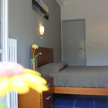 בית הארחה Residencial Duque De Saldanha ליסבון