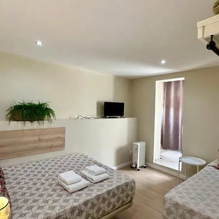 Residencial Duque De Saldanha Affittacamere Lisbona