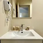 Residencial Duque De Saldanha 3* Lisbona